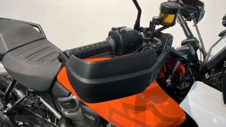 Harley-Davidson Pan America RA1250 Vivid Black (21MY)